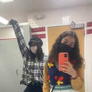 Meet your Posher, Julia